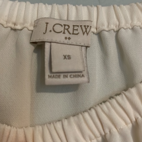 5/$25 Bundle. J. crew off the shoulder top cream. XS - Picture 4 of 5